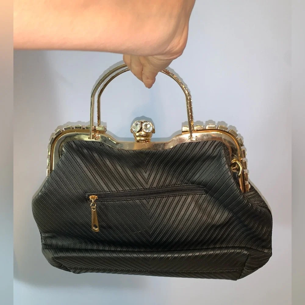 “Michael Kors” Black and Gold  rhinestone jumbo kiss clasp Women's handBag purse - Picture 3 of 10